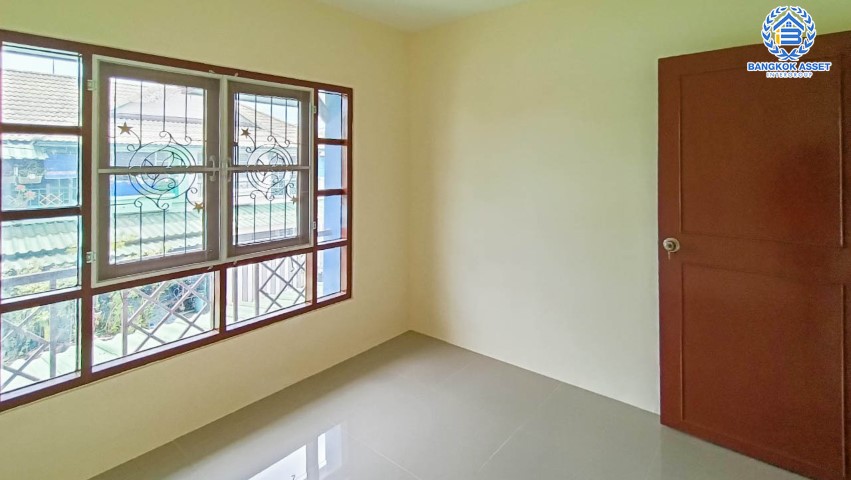 *****ทาวน์เฮ้าส์มือสองนนทบุรี ม.พฤกษา14B กาญจนาภิเษก เนื้อที่ 18 ตร.ว. ฟังก์ชัน 3 ห้องนอน 2 ห้องน้ำ 1 ที่จอดรถ บ้านสวย พร้อมอยู่ บนทำเลแห่งการเดินทาง ใกล้รถไฟฟ้าสายสีม่วง "สถานีคลองบางไผ่" และทางด่วน "ศรีรัช" ห้ามพลาด!